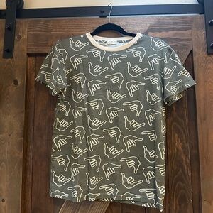 Of One Sea Shaka Tee